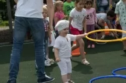 074